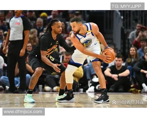 15常规赛勇士对决强敌的精彩瞬间与战术分析